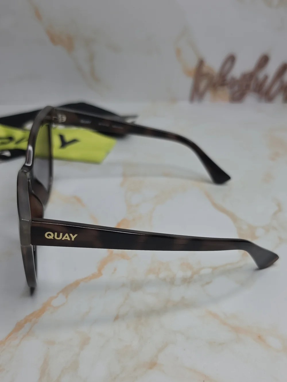 Quay Australia stylish tortoiseshell